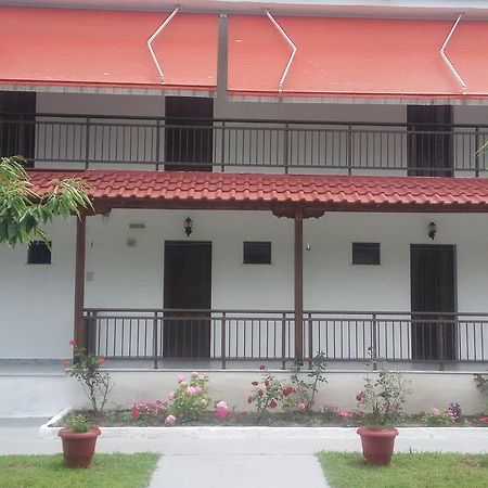 Georgoulas Apartments Paralía Skotínis Exterior foto
